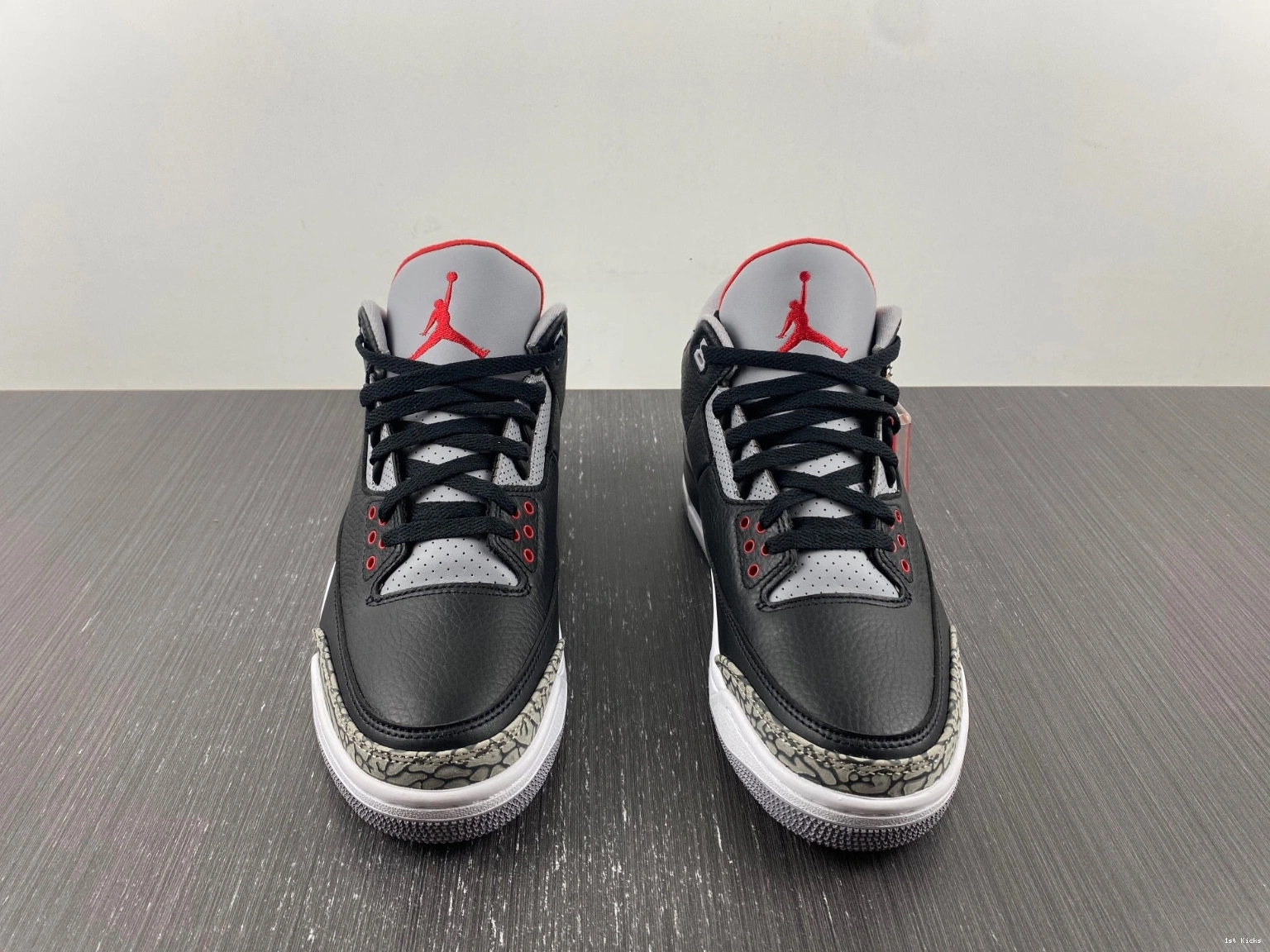 3  Cement Black (2018) Retro Jordan 854262-001 1010